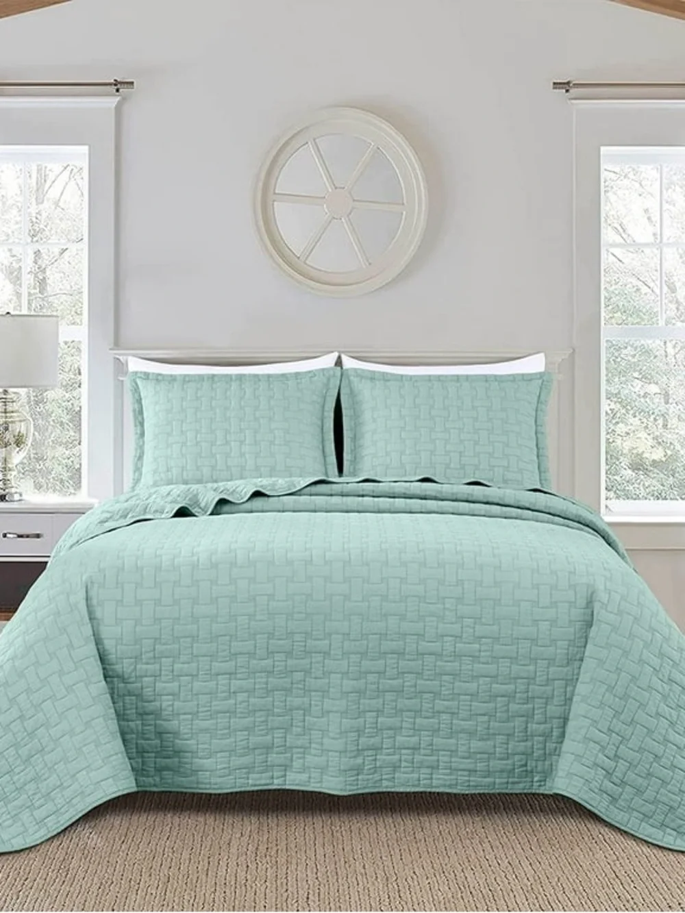 Quilted Solid king 3 piece Bedspread Set in Seafoam Green
